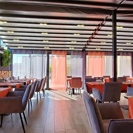 Restaurant Atrachjata Hotel Aleria (Corsica)