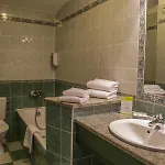 Restaurant Atrachjata Ξενοδοχείο 3*