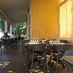 Restaurant Atrachjata Ξενοδοχείο