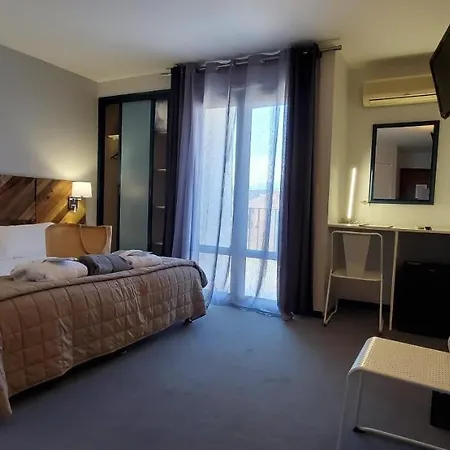 Hotel Restaurant Atrachjata Aleria (Corsica)