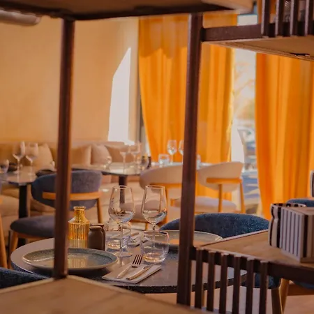 Restaurant Atrachjata 3*