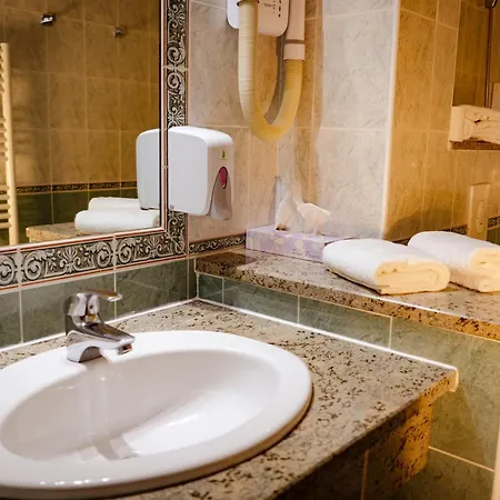 Restaurant Atrachjata Hotel 3*